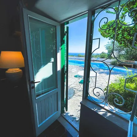Il Carrubo Capri Country house