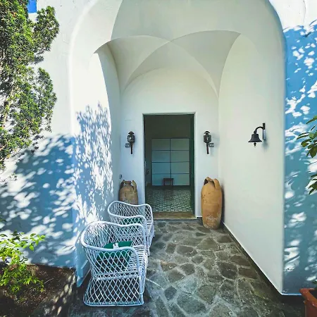 Casa di campagna Il Carrubo Capri *