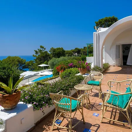 Il Carrubo Capri Анакапри